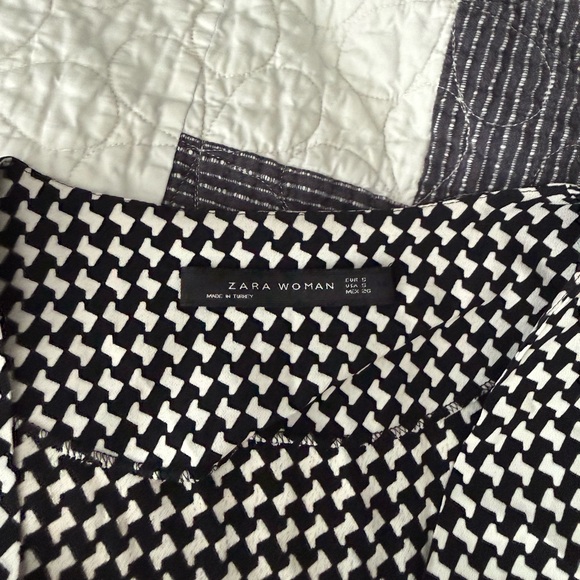 Zara Women professional blouse - Picture 2 of 2